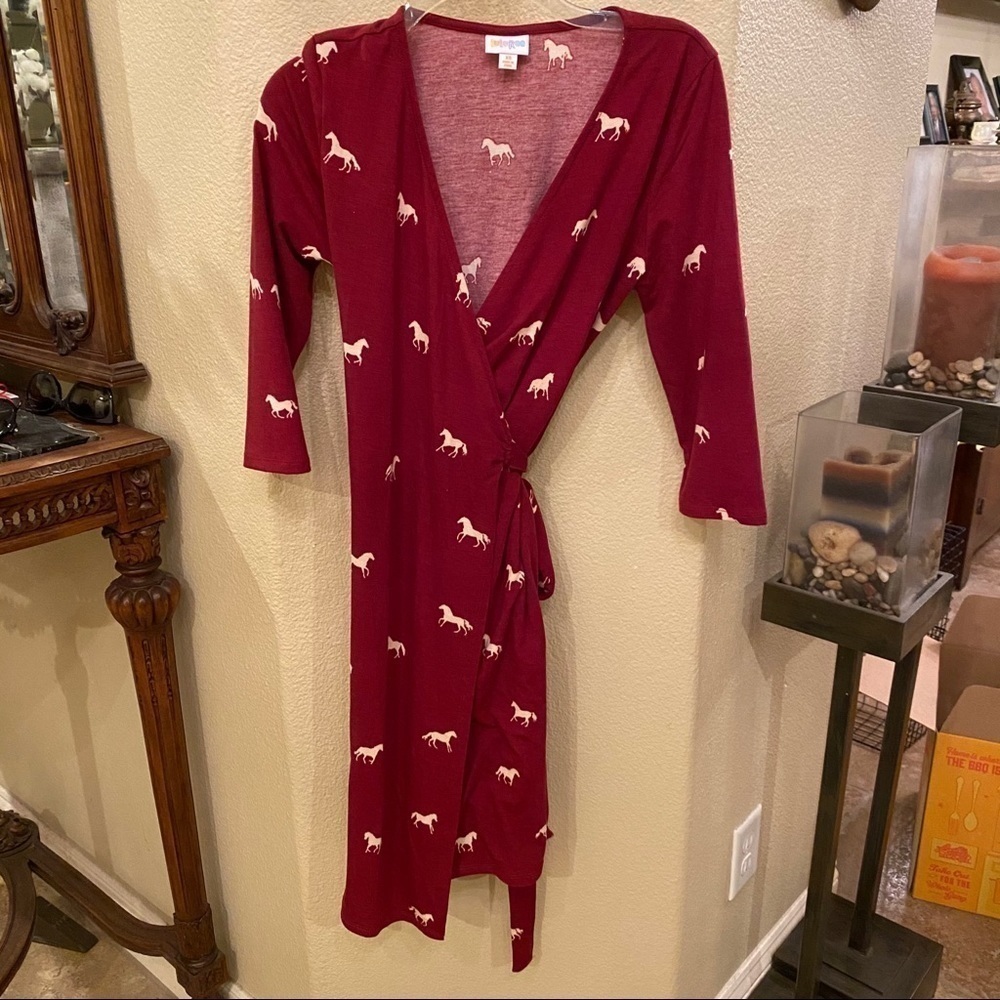 LULAROE Women Red Berry Horse Print 3/4 Sleeve Wrap Dress Size Xsmall